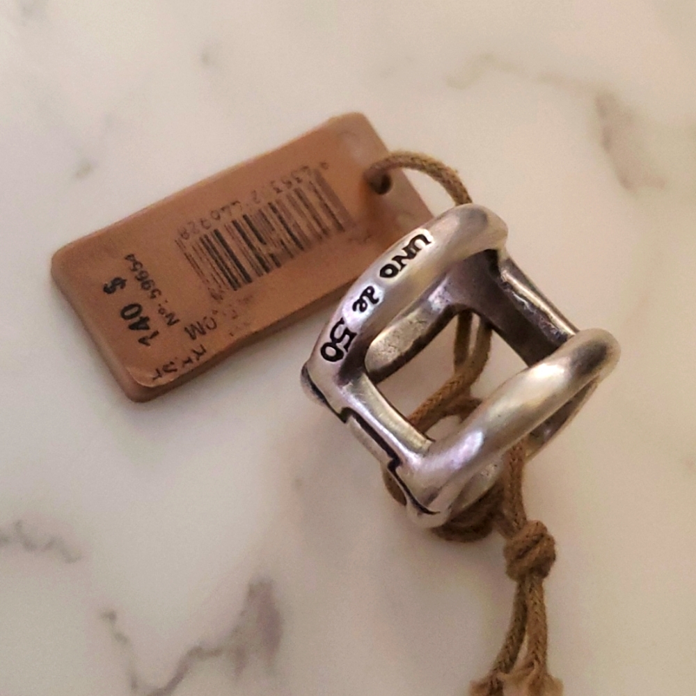 Uno de 50 ring size 6